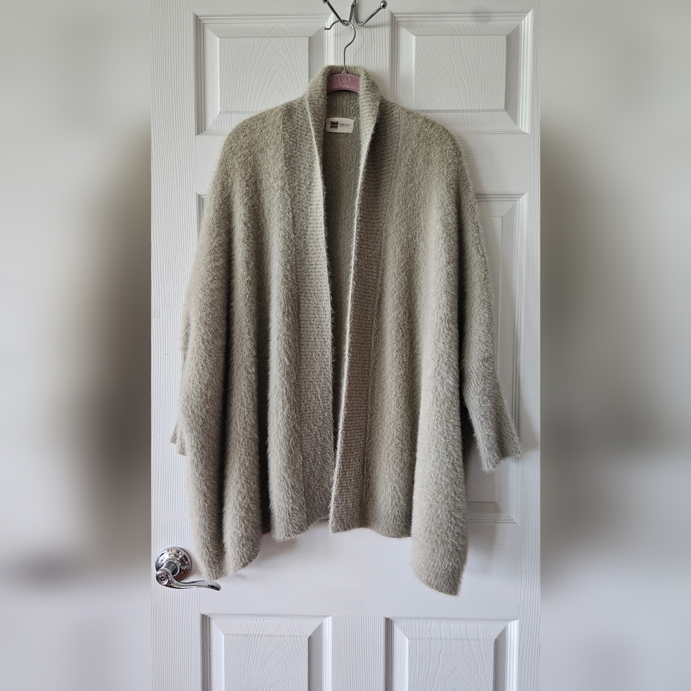 LOOK BY M Oversized Cardigan Size S/M  Exelent Condition Very Soft And Cozy.